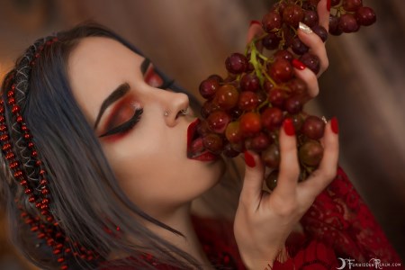 Forbidden Realm Aphrodite's Valentine food lace red-lips aphrodite goddess silver-hair valentine gen-the-hobbit genevieve genthehobbit greek mythology 2