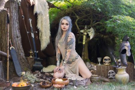 Forbidden Realm Artemis face-paint warrior silver-hair nature outdoor gen-the-hobbit genevieve genthehobbit fantasy medieval 2