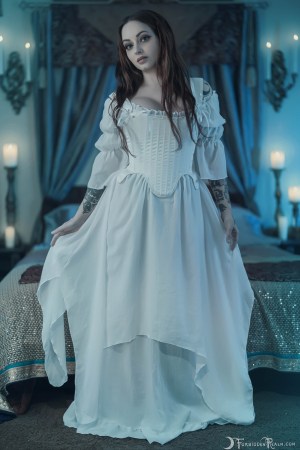 Forbidden Realm Come To Me candles delicate redhead bed gen-the-hobbit genevieve genthehobbit cosplay hollywood noir 2