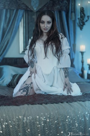 Forbidden Realm Come To Me candles delicate redhead bed gen-the-hobbit genevieve genthehobbit cosplay hollywood noir 3