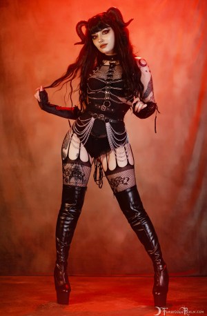 Forbidden Realm Daemon body-chain corset horns red-eyes demon edgy black-hair gen-the-hobbit genevieve genthehobbit goth 1