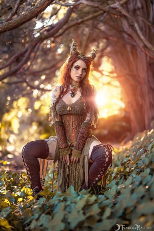 Forbidden Realm Dryad corset horns mythological-creature autumn dreamy redhead forest outdoor gen-the-hobbit genevieve genthehobbit 1
