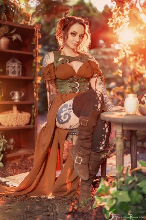 Forbidden Realm Fae's Hollow horns autumn redhead nature outdoor gen-the-hobbit genevieve genthehobbit fantasy 2