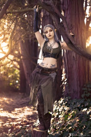 Forbidden Realm Forest Fae face-paint elf silver-hair forest nature outdoor gen-the-hobbit genevieve genthehobbit fantasy lotr skyrim tolkien tribal 4