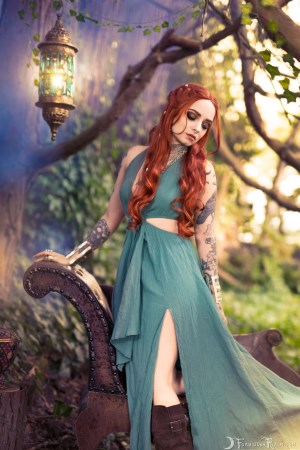 Forbidden Realm Guinevere's Rest candles dreamy redhead forest nature outdoor gen-the-hobbit genevieve genthehobbit medieval renaissance 2