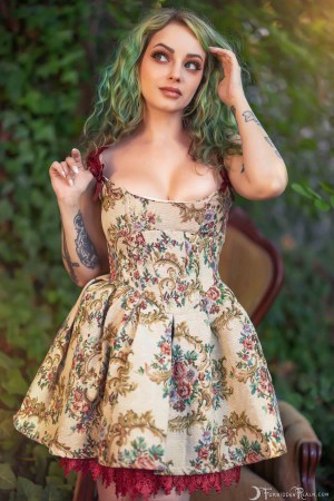 Forbidden Realm In Bloom green-hair nature outdoor gen-the-hobbit genevieve genthehobbit boudoir feminine 4