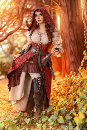 Forbidden Realm Into The Woods boots autumn fall redhead outdoor gen-the-hobbit genevieve genthehobbit fairy-tale fantasy 1