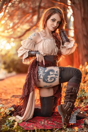 Forbidden Realm Into The Woods boots autumn fall redhead outdoor gen-the-hobbit genevieve genthehobbit fairy-tale fantasy 4