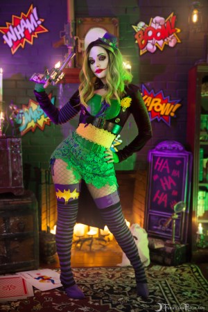 Forbidden Realm Jester Of Genocide knee-socks technicolor gen-the-hobbit genevieve genthehobbit cosplay horror stripes 1