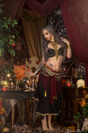 Forbidden Realm Madame Genevieve body-chain dreamy gen-the-hobbit genevieve genthehobbit exotic macabre occult supernatural 1