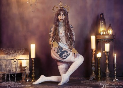Forbidden Realm Oracle candles jewels lace dreamy purple-hair gen-the-hobbit genevieve genthehobbit ethereal supernatural 5