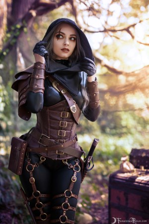 Forbidden Realm Shadowmark boots leather assassin thief silver-hair forest nature outdoor gen-the-hobbit genevieve genthehobbit fantasy medieval skyrim 4