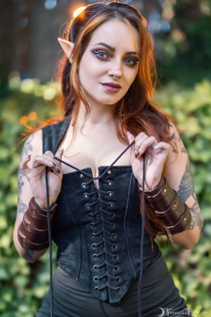 Forbidden Realm Side Quest corset leather elf warrior redhead nature outdoor gen-the-hobbit genevieve genthehobbit 4