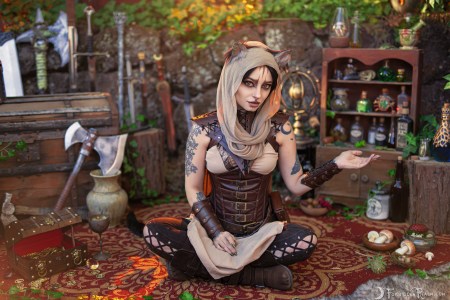 Forbidden Realm The Khajiit's Wares corset leather kitty whimsical redhead outdoor gen-the-hobbit genevieve genthehobbit cosplay fantasy skyrim 2