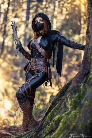 Forbidden Realm The Rogue's Adventure leather mask thief redhead nature gen-the-hobbit genevieve genthehobbit fantasy skyrim 1