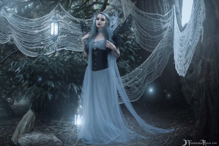 Forbidden Realm Unseelie Court corset dreamy whimsical blue-hair forest outdoor gen-the-hobbit genevieve genthehobbit fantasy 2