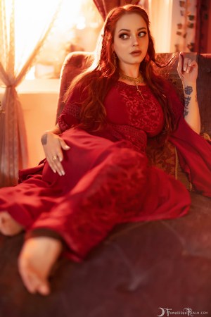 Forbidden Realm Vermilion candles elf maiden redhead gen-the-hobbit genevieve genthehobbit medieval renaissance 3