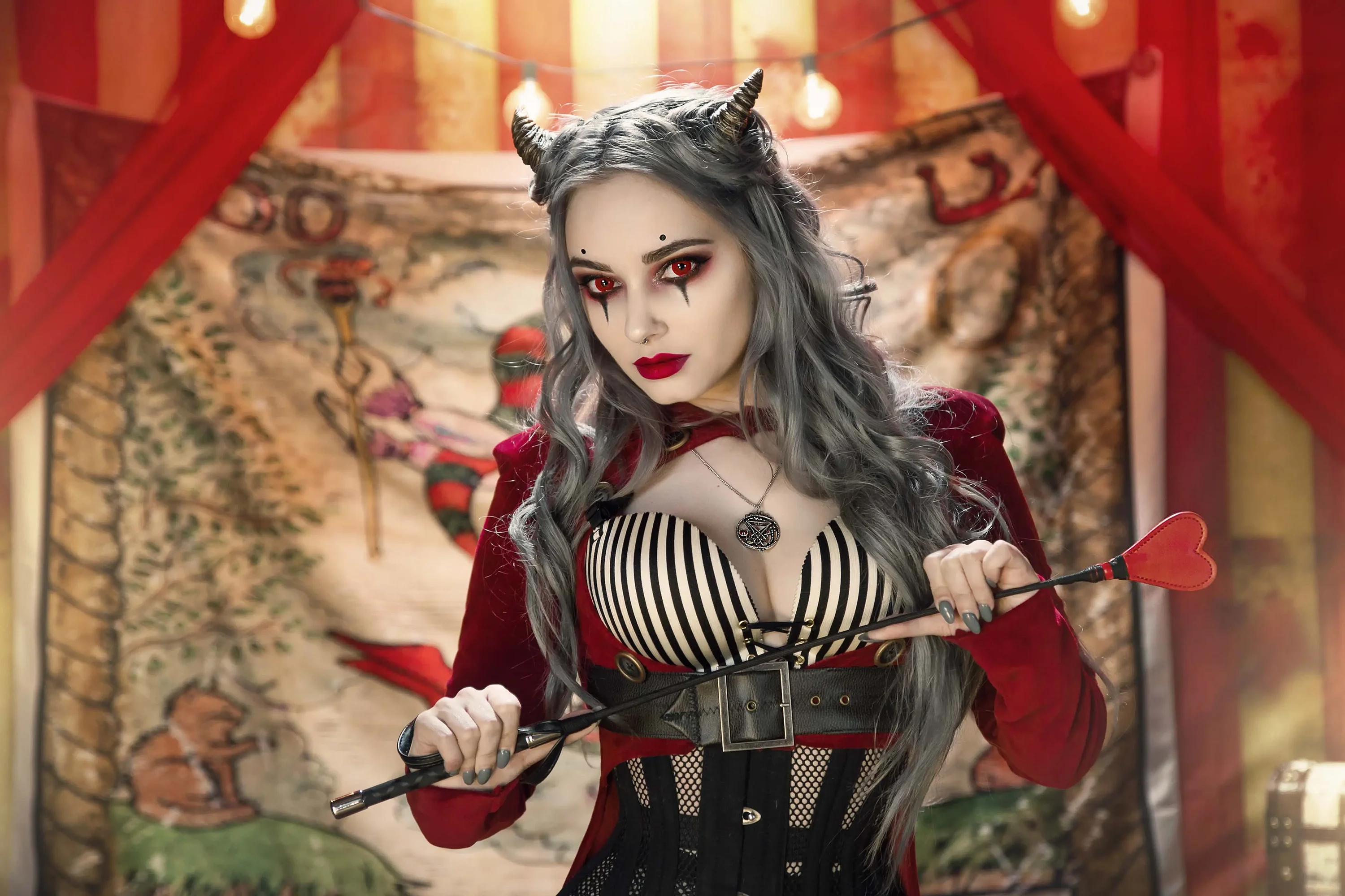 Forbidden Realm Circus Of The Damnedcorset horns red-lips demon mythological-creature whimsical gen-the-hobbit genevieve genthehobbit occult  Slide