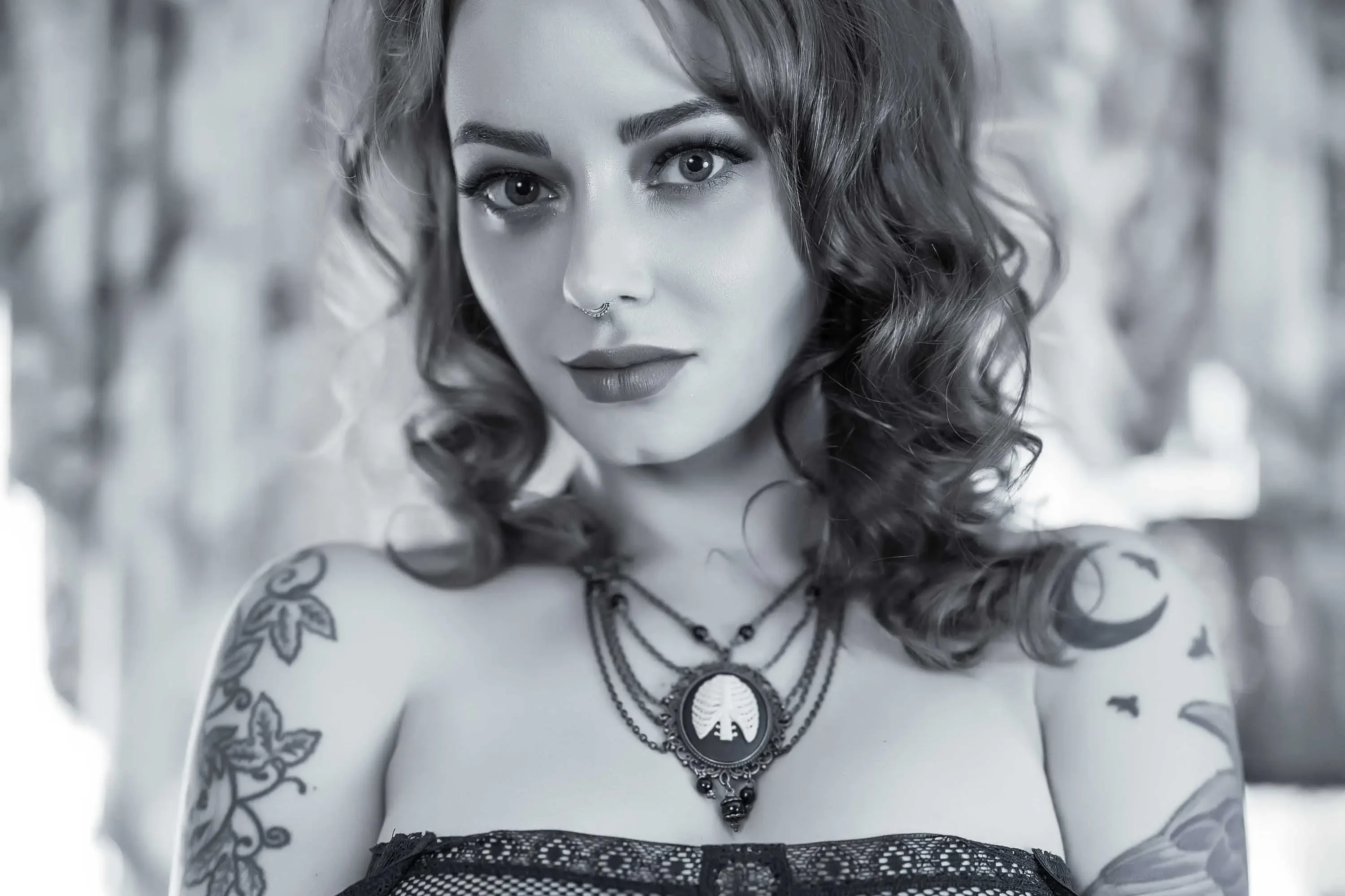 Forbidden Realm Classicfishnets black-and-white gen-the-hobbit genevieve genthehobbit boudoir feminine noir  Slide