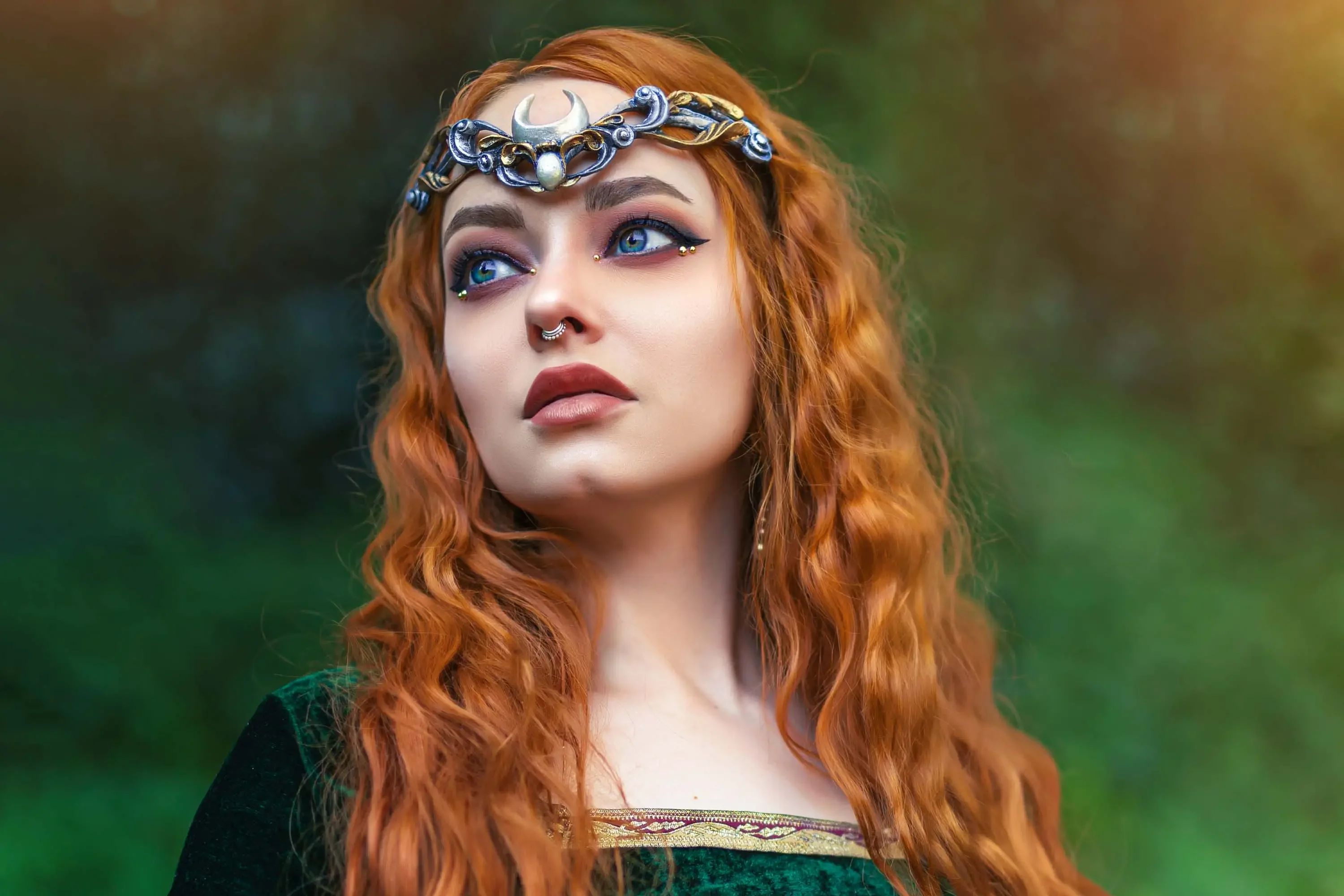 Forbidden Realm Isoldemaiden redhead nature outdoor gen-the-hobbit genevieve genthehobbit fantasy medieval renaissance  Slide