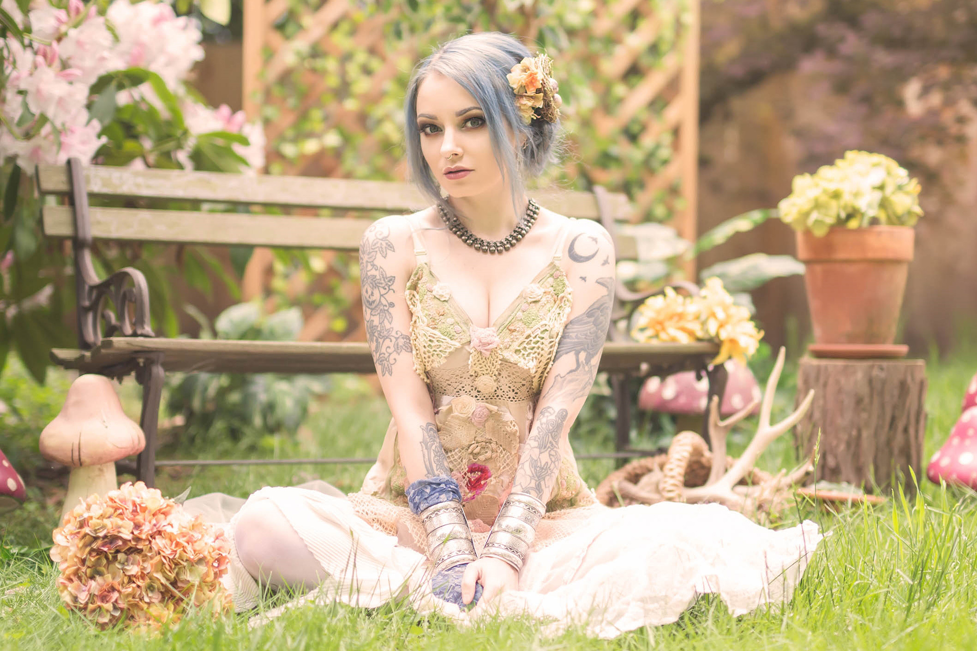 Forbidden Realm Secret Gardenlace sweet silver-hair nature outdoor gen-the-hobbit genevieve genthehobbit feminine shabbychic victorian  Slide