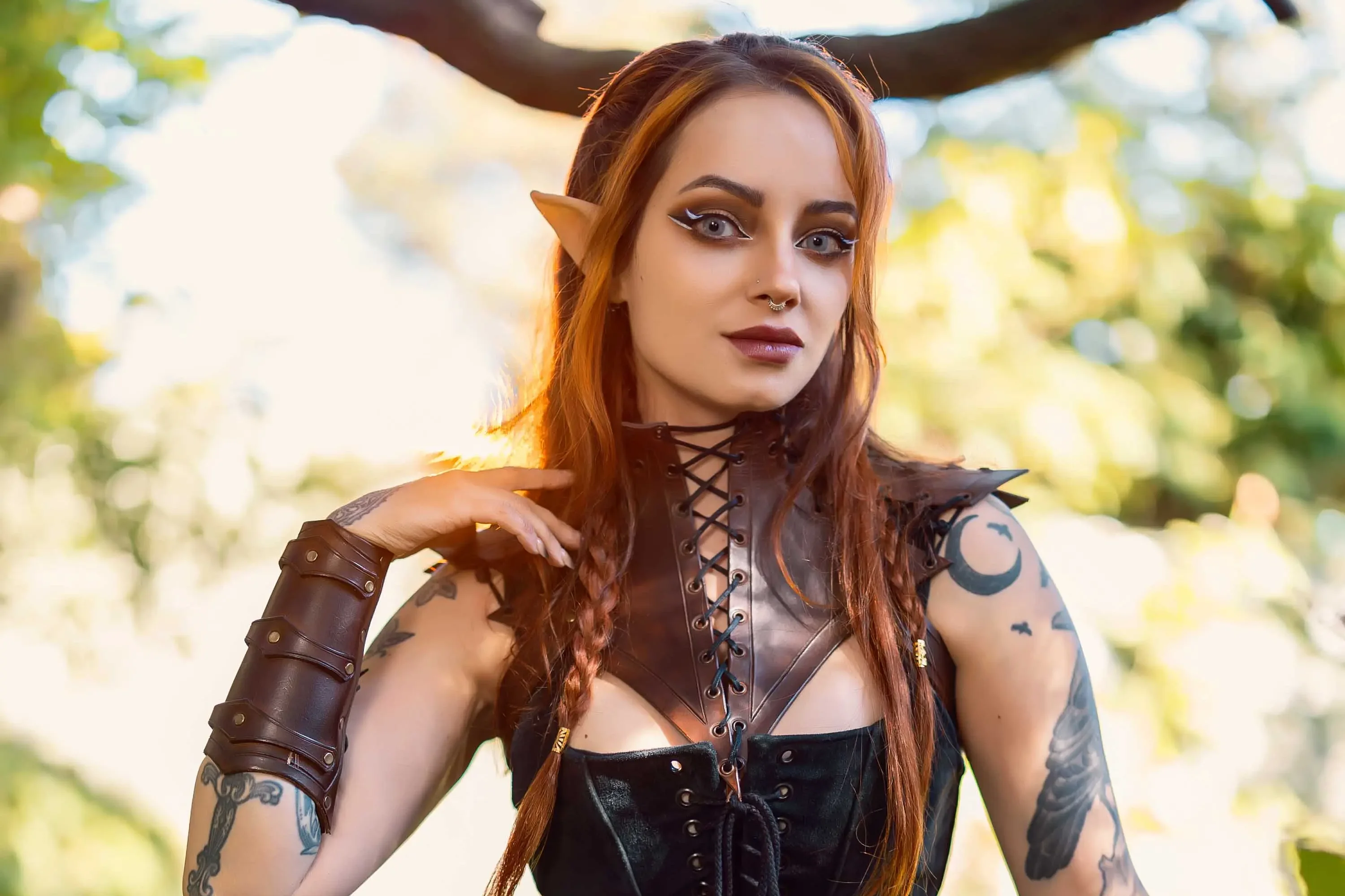 Forbidden Realm Side Questcorset leather elf warrior redhead nature outdoor gen-the-hobbit genevieve genthehobbit  Slide