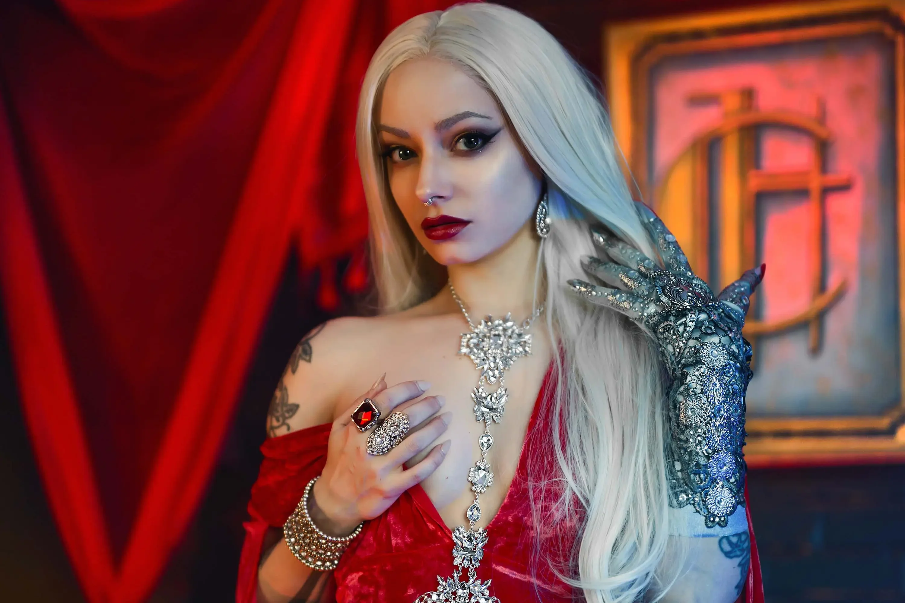Forbidden Realm The Countessred-lips vampire blonde hotel gen-the-hobbit genevieve genthehobbit exotic gatsby horror vintage  Slide