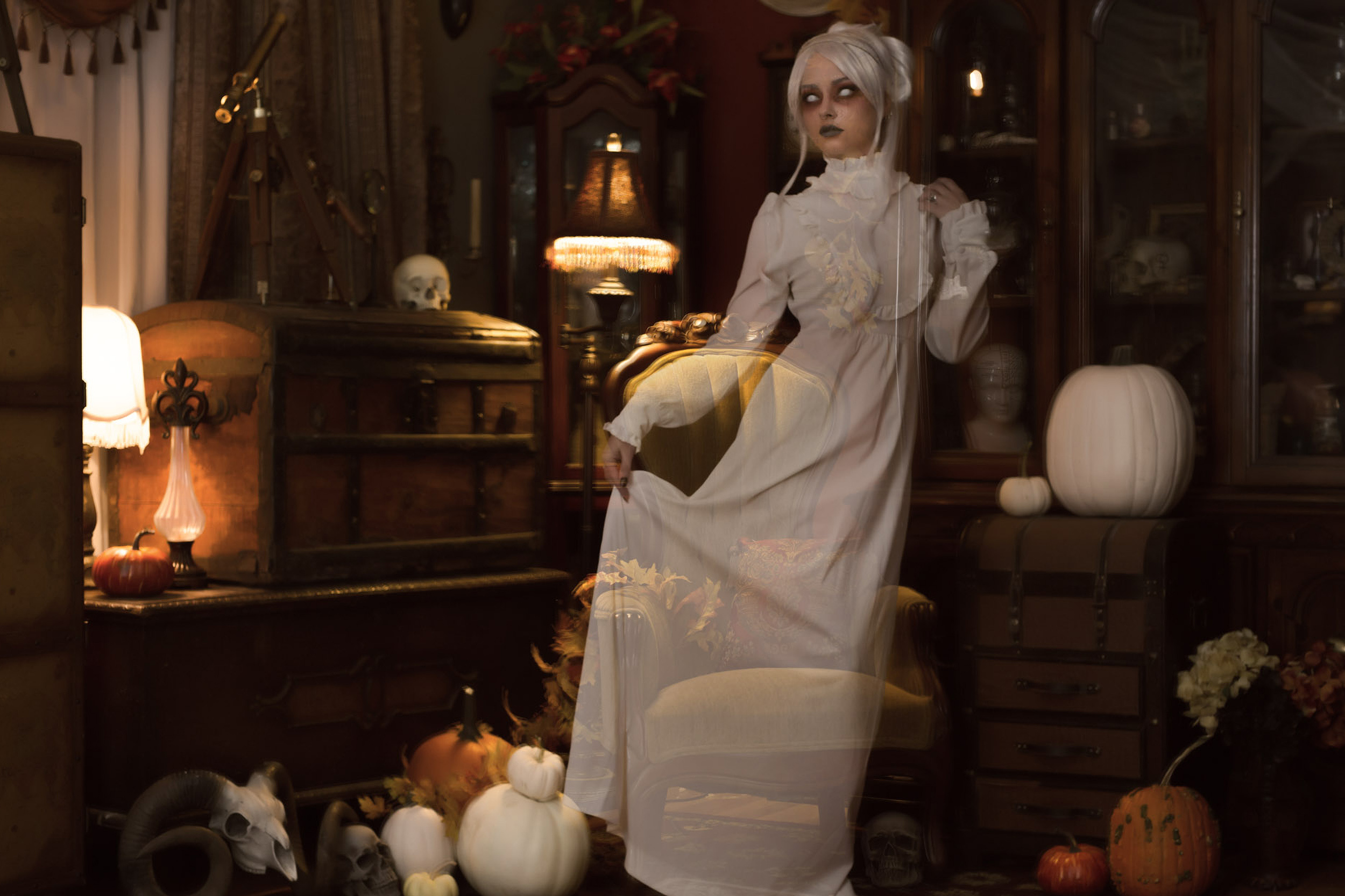 Forbidden Realm The Haunted Manorautumn holiday halloween gen-the-hobbit genevieve genthehobbit fantasy gothic horror  Slide