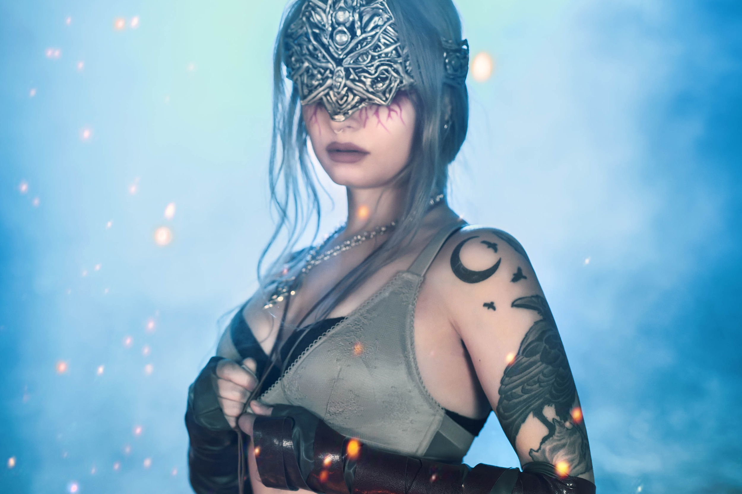 Forbidden Realm The Last Fire Keepercandles silver-hair outdoor gen-the-hobbit genevieve genthehobbit cosplay dark-souls ethereal fantasy gothic renaissance supernatural  Slide