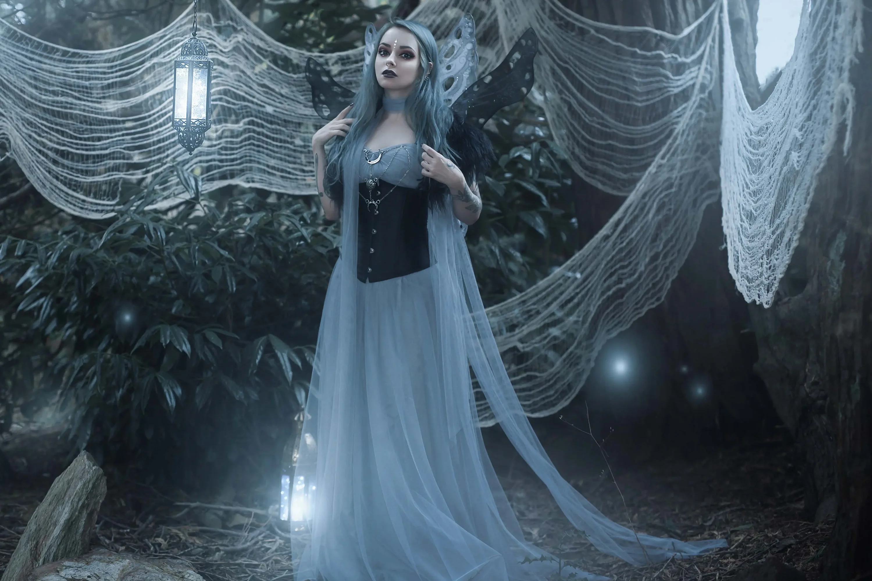 Forbidden Realm Unseelie Courtcorset dreamy whimsical blue-hair forest outdoor gen-the-hobbit genevieve genthehobbit fantasy  Slide