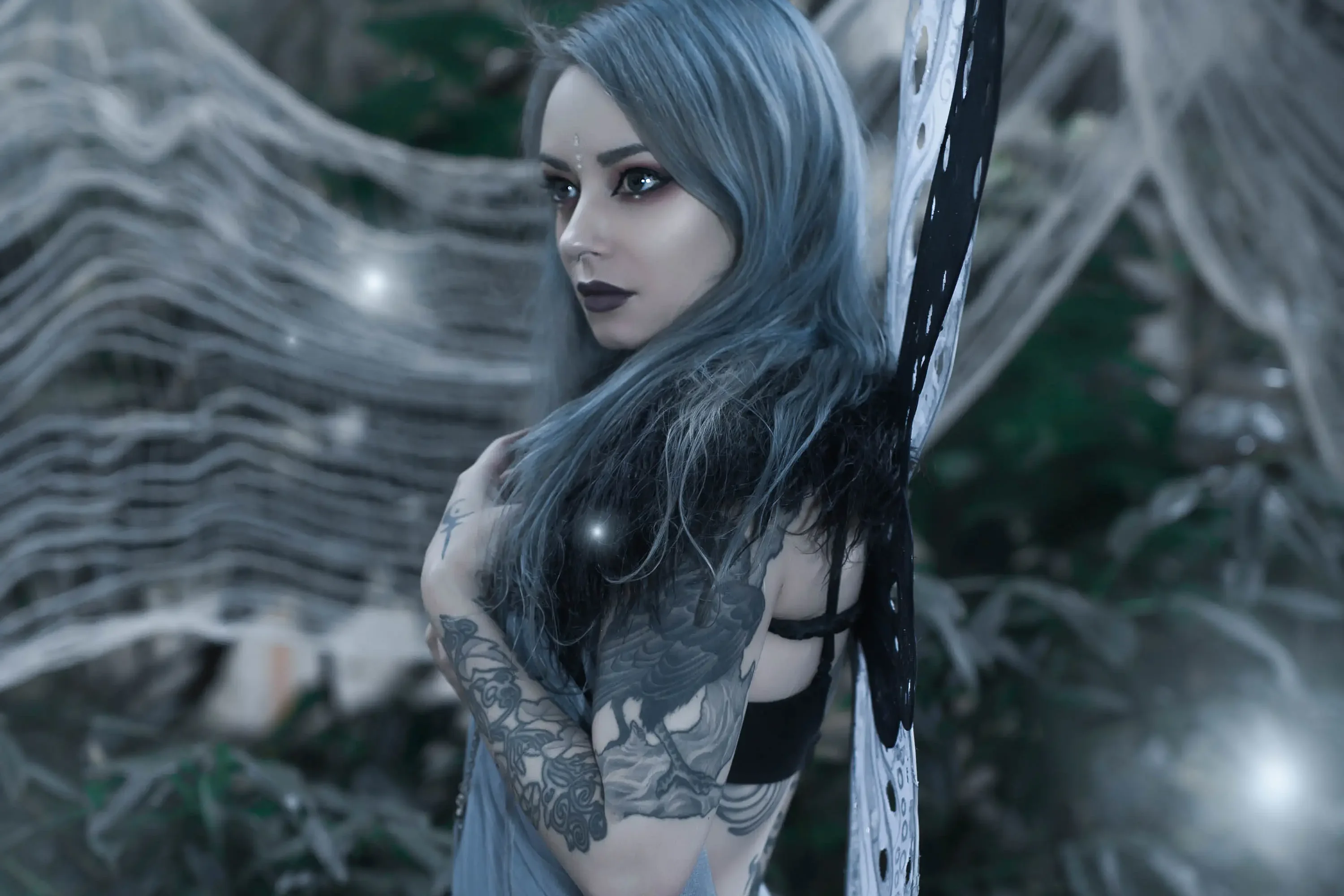 Forbidden Realm Unseelie Courtcorset dreamy whimsical blue-hair forest outdoor gen-the-hobbit genevieve genthehobbit fantasy  Slide